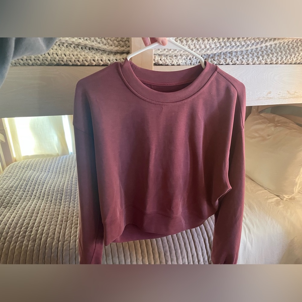 Lululemon Perfectly Oversized Cropped Crew Softstreme in Mulled Wine, size 2.